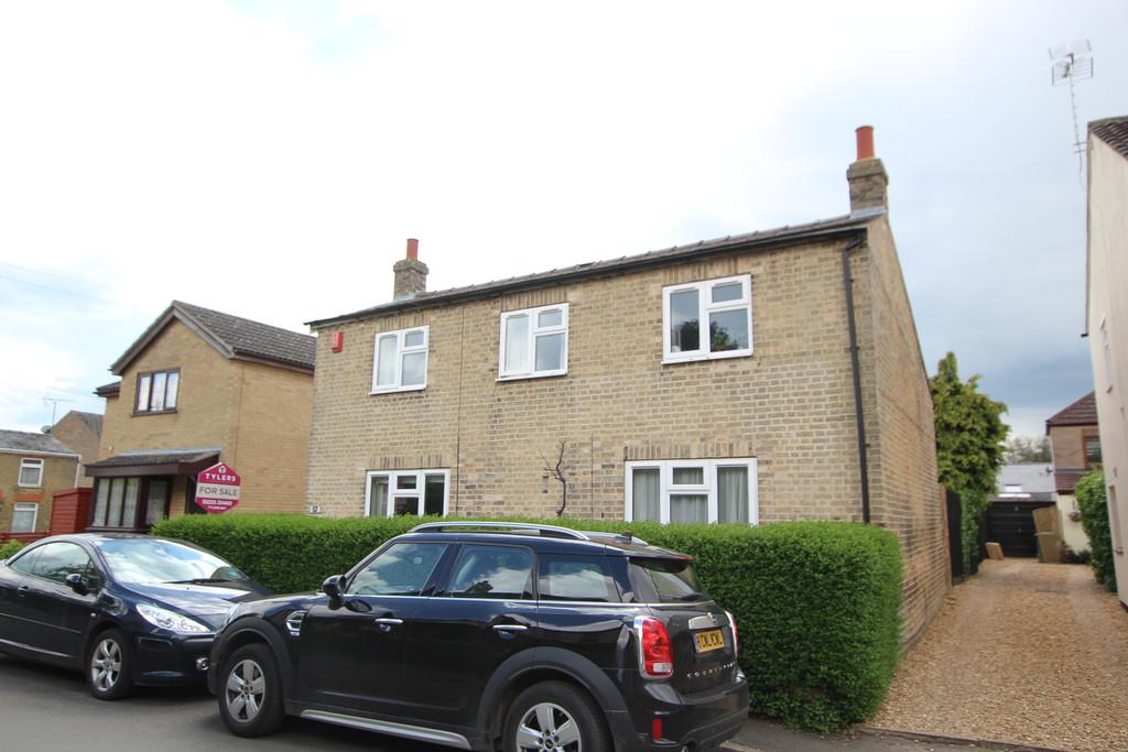 Rooks Street, Cottenham 4 bed detached house £450,000