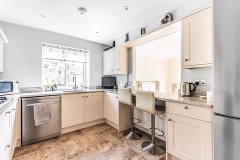 1a Monahan Avenue, Purley, CR8 3BB
