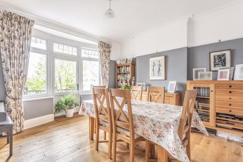 44 Cliff End, Purley, CR8 1BN