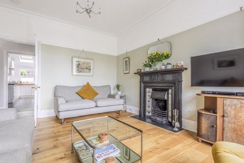 44 Cliff End, Purley, CR8 1BN