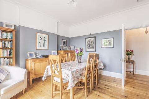 44 Cliff End, Purley, CR8 1BN