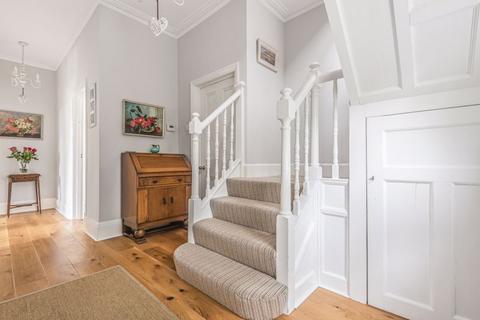 44 Cliff End, Purley, CR8 1BN