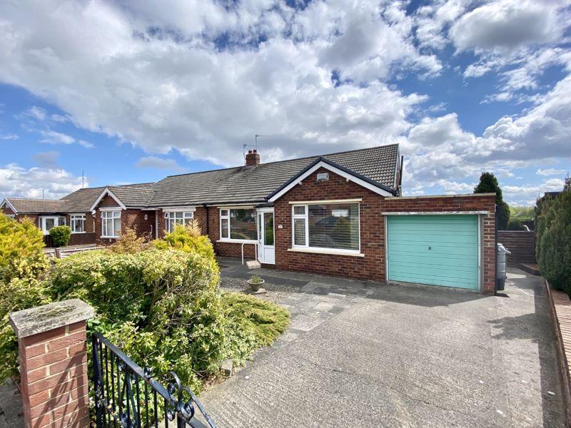 Rounton Grove, Fairfield, Stockton... 2 bed semidetached bungalow £