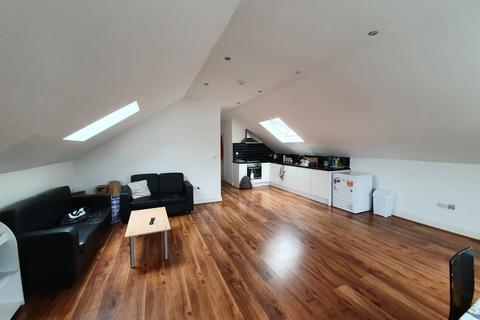 1 bedroom flat to rent, Tomswood Hill Ilford
