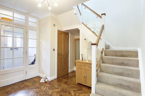 10 Lon Hir, Carmarthen, SA31 1SL