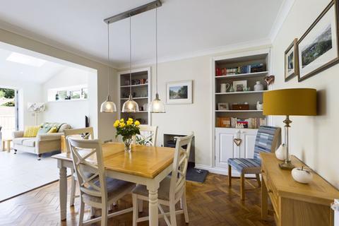 10 Lon Hir, Carmarthen, SA31 1SL