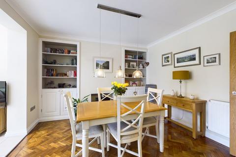 10 Lon Hir, Carmarthen, SA31 1SL