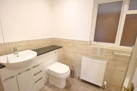 93 Cotwall End Road, Dudley, DY3 3EL