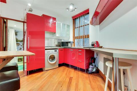 1 bedroom apartment to rent, Clerkenwell Road, London, EC1R