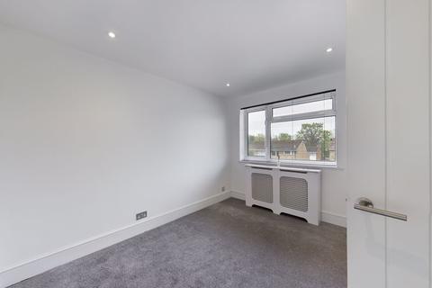 18 Arkley Road, Hemel Hempstead, HP2 7JT