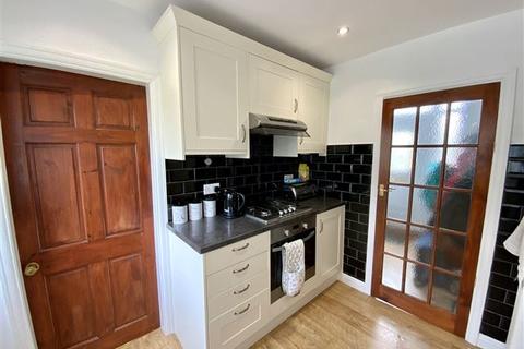 306 Hall Road, Sheffield, S9 4AG