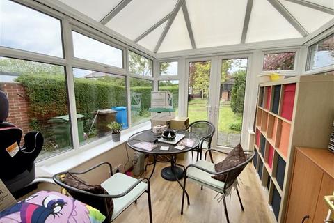 306 Hall Road, Sheffield, S9 4AG