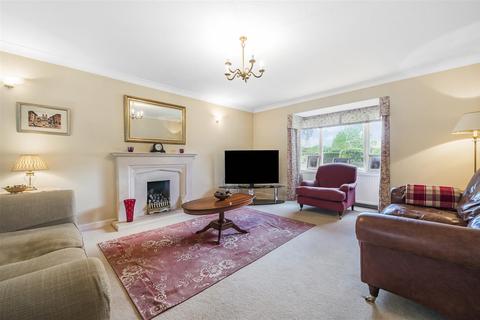 1 Castle Close, Flax Bourton, Bristol, BS48 3RG