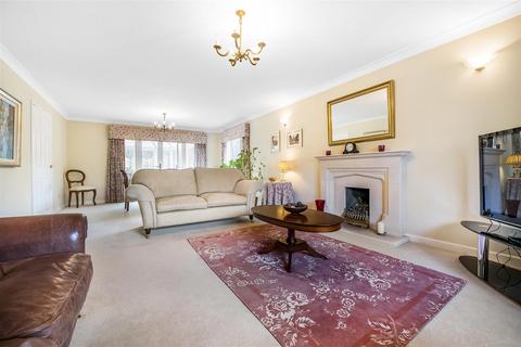 1 Castle Close, Flax Bourton, Bristol, BS48 3RG