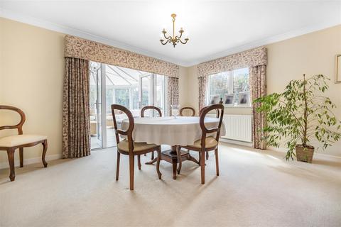 1 Castle Close, Flax Bourton, Bristol, BS48 3RG