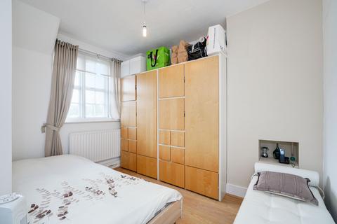 27 Ludlow Road, London, W5 1NX