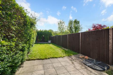 27 Ludlow Road, London, W5 1NX