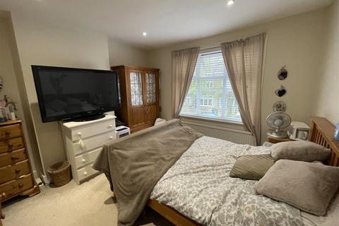 1 Tufton Road, London, E4 8JU