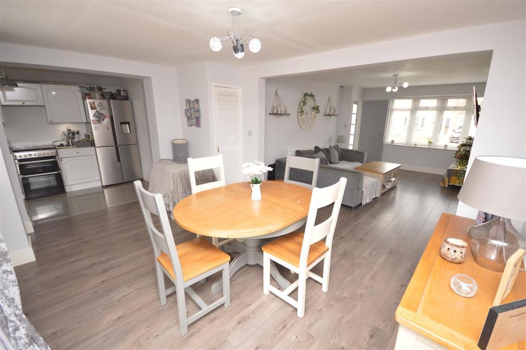 Open Plan Kitchen Diner