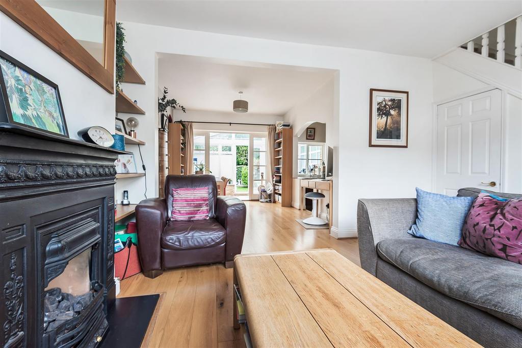 Kings Road, Long Ditton, Surbiton 2 bed end of terrace house £640,000