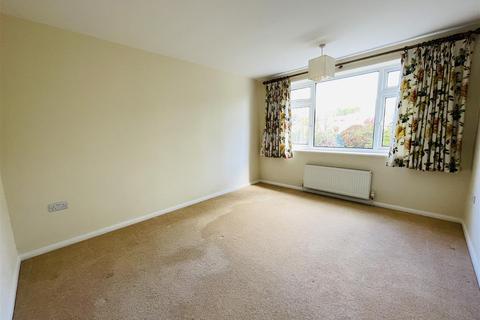 Jonric Newark Road, Southwell, NG25 0ES
