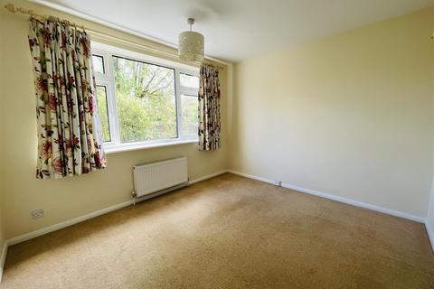Jonric Newark Road, Southwell, NG25 0ES