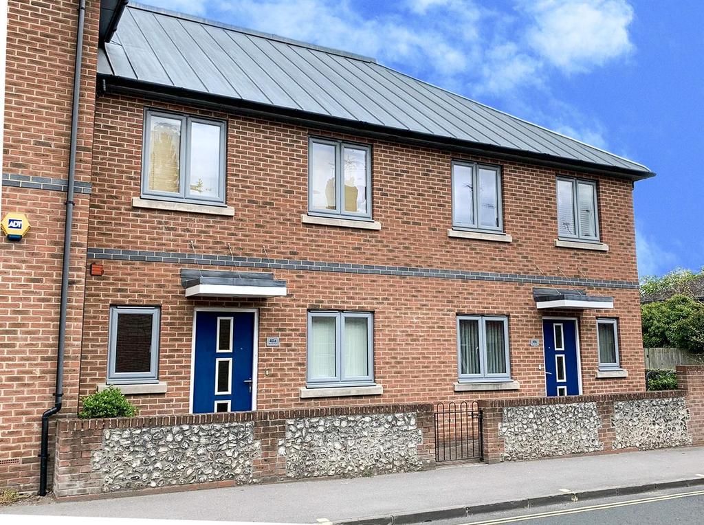 Bar End Road, Winchester 1 bed apartment £200,000