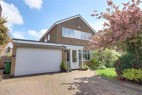17 Mill Rise, Swanland, North Ferriby, HU14 3PN