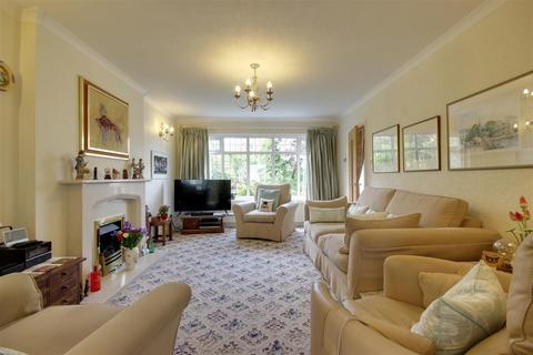 17 Mill Rise, Swanland, North Ferriby, HU14 3PN