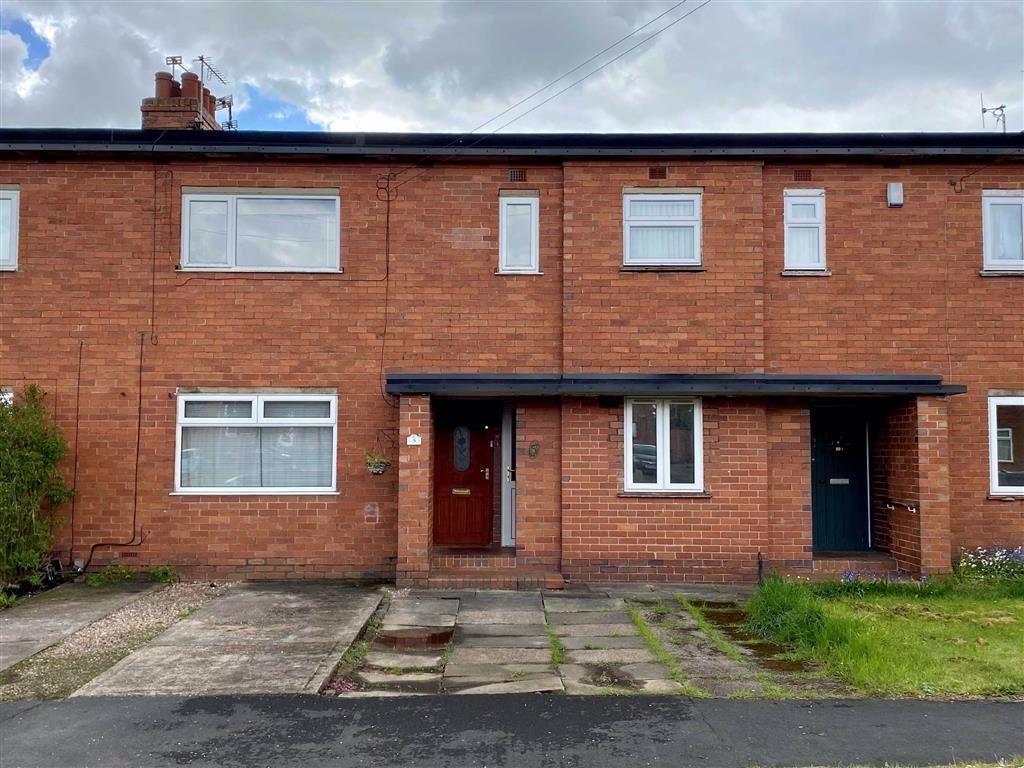 Walton Way, Stone 2 bed flat £70,000