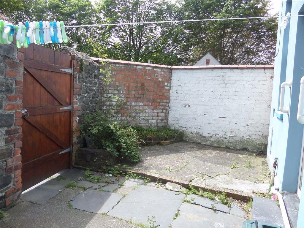 Elm Tree Avenue, Aberystwyth, SY23 1 bed flat £430 pcm (£99 pw)