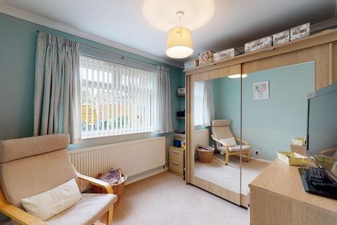 20 Grasmere Gardens, Folkestone, CT19 5JL