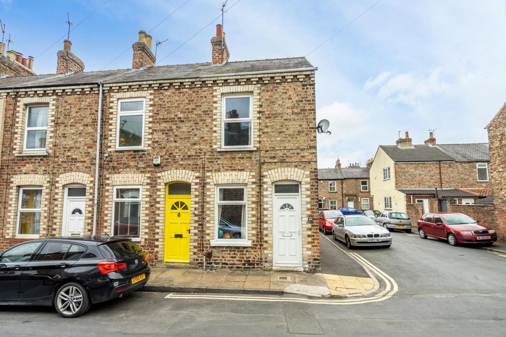 Granville Terrace, York 2 bed end of terrace house £200,000