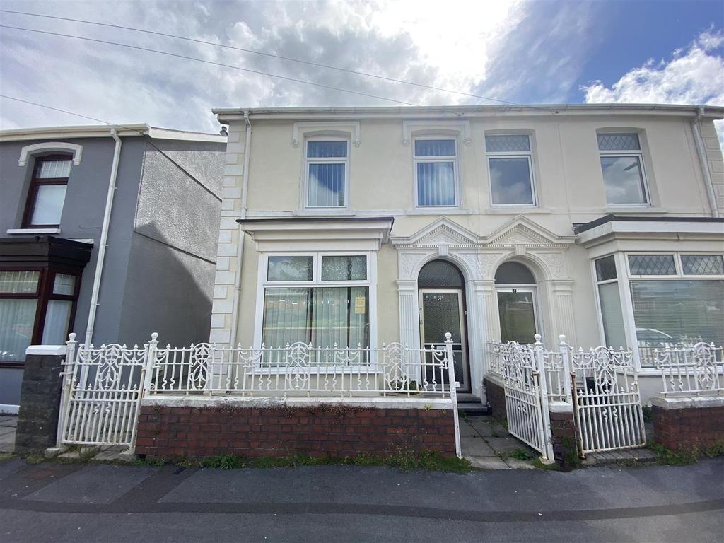 Brynallt Terrace, Llanelli 3 bed terraced house £126,000