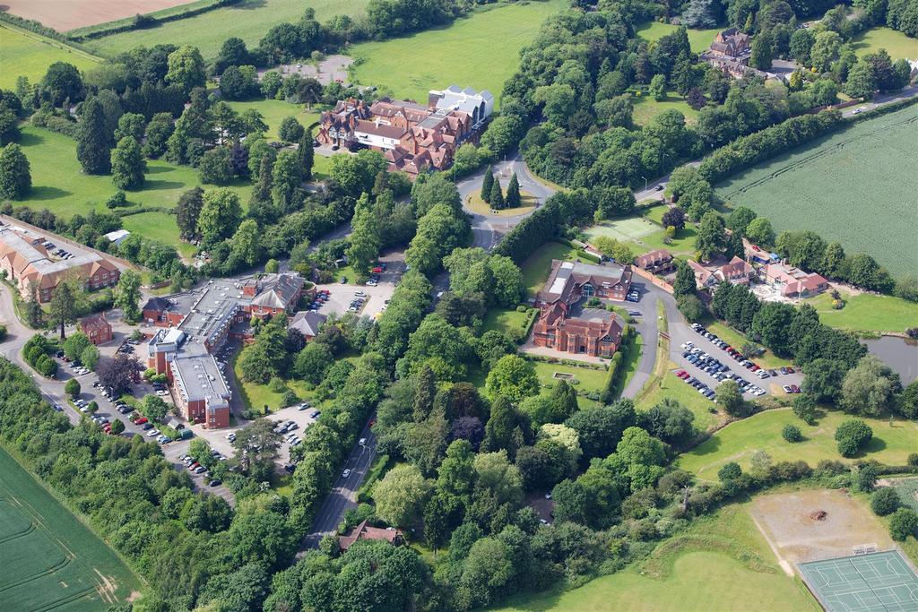 03 Cranford Estate.jpg