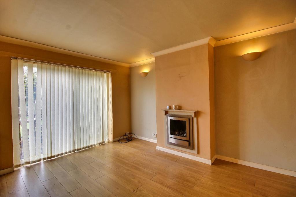 Dining/sitting room
