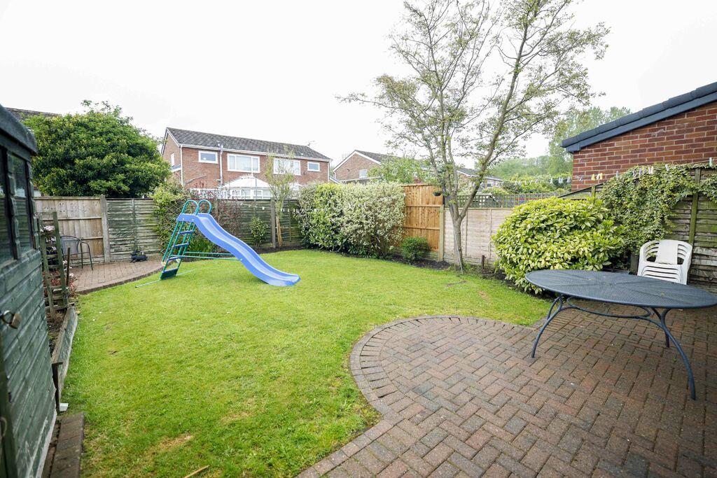 21 Oakham Drive-11