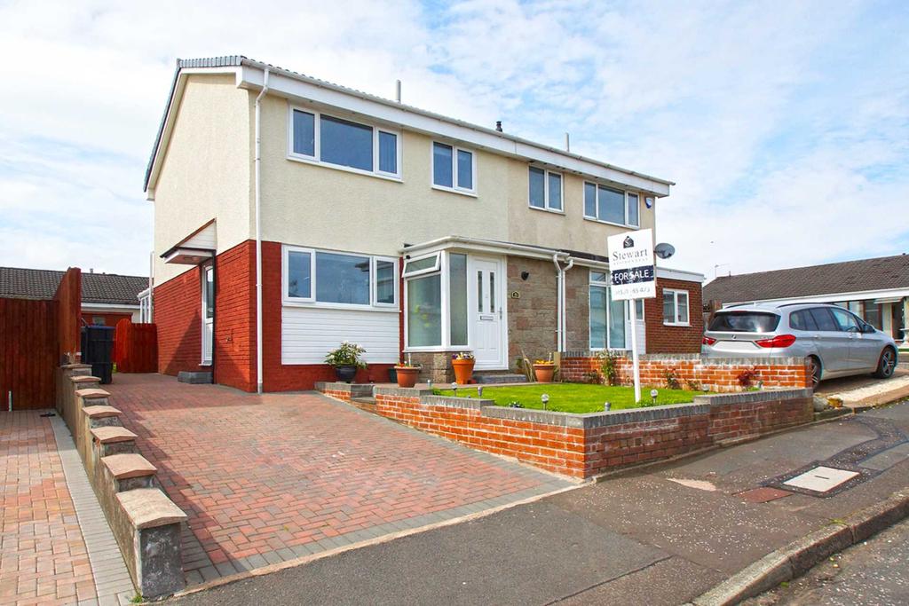 Kinloch Ave, Stewarton 3 bed semidetached house £152,500