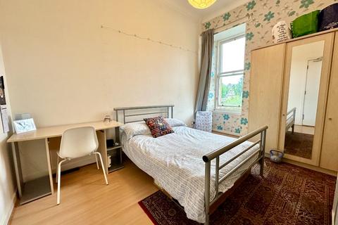 5 bedroom flat to rent, Baliol Street, Woodlands, Glasgow, G3