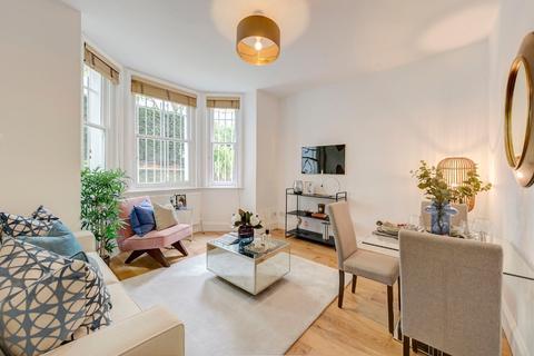 First Floor Flat, 22 Elgin Crescent, London, W11 2JR