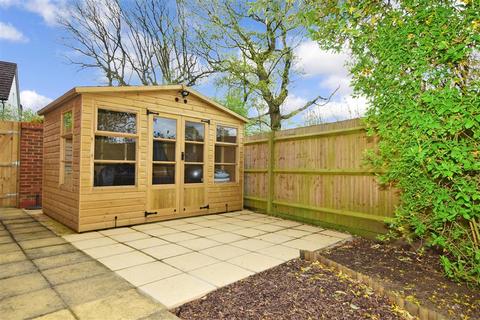 5 Cellini Walk, Kings Hill, West Malling, ME19 4BA