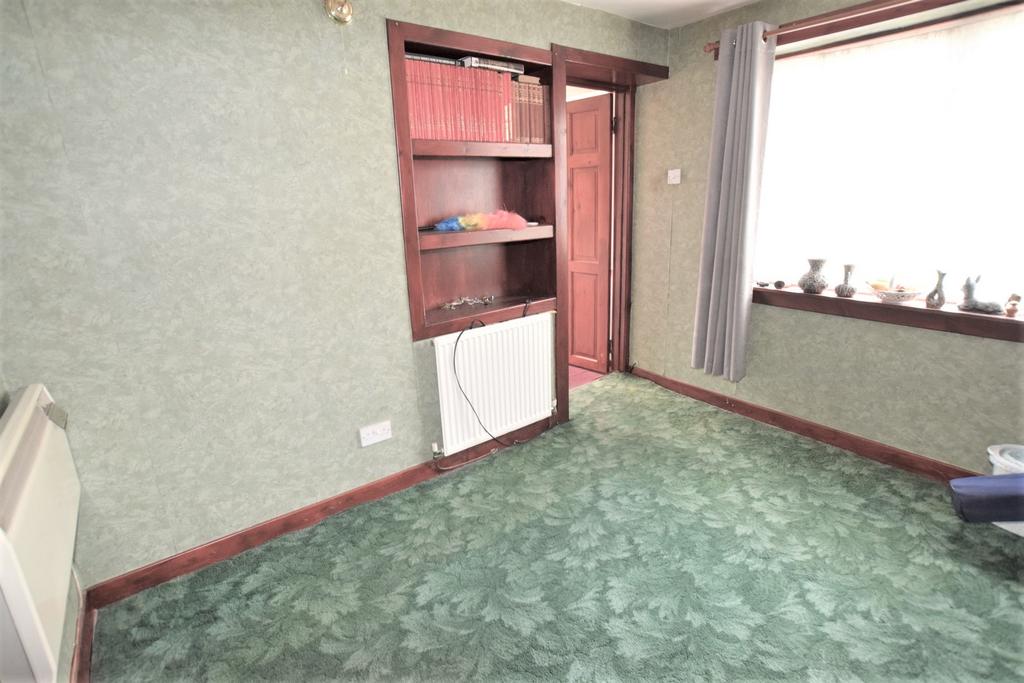 39 Ashfield Drive, Dumfries DG2 9 BP - Grieve Grier