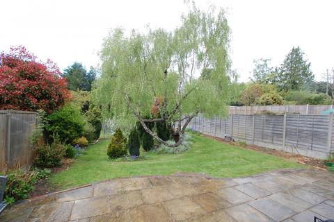 19 Hazell Way, Stoke Poges, Slough, SL2 4DD