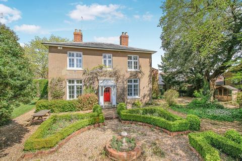 51 Barn Owl Close, Northampton, NN4 0UA