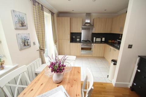 Apartment 17, The Hall Allerton Hill, Chapel Allerton, Leeds, LS7 3NZ