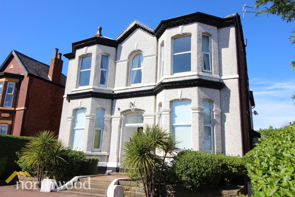 Sussex Road, Southport, PR8 1 bed flat £80,000