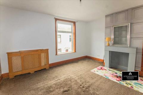 2 bedroom terraced house to rent, Alexandra Street, Preston