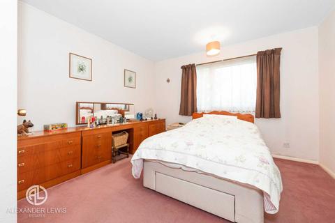 22 Berkeley, Letchworth Garden City, SG6 2HA
