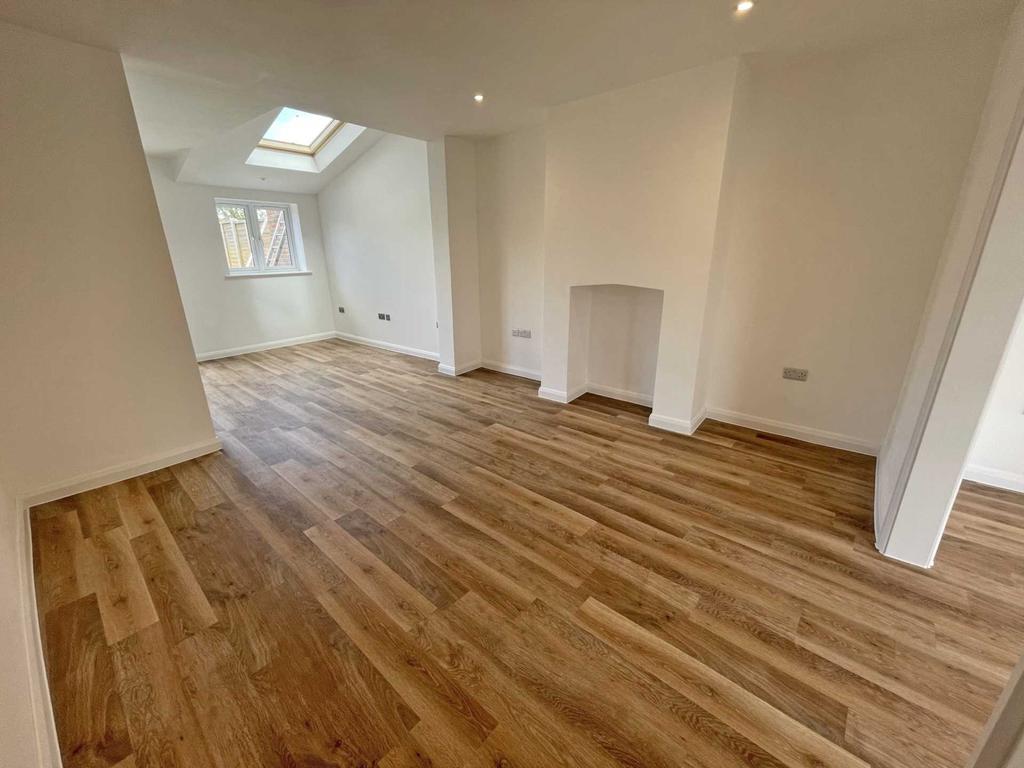 St. Johns Road, Wallingford 4 bed semidetached house £599,950
