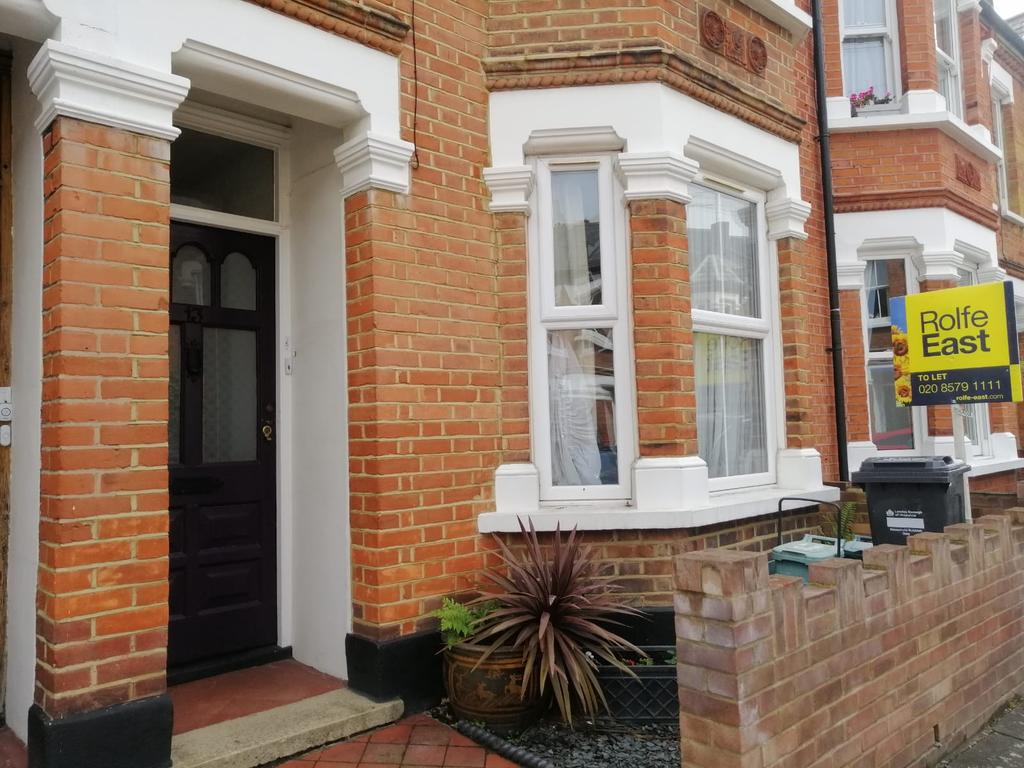 Mafeking Avenue, Brentford, TW8 1 bed flat £1,025 pcm (£237 pw)